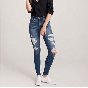 Abercrombie and fitch womens distressed skinny jeans size 4